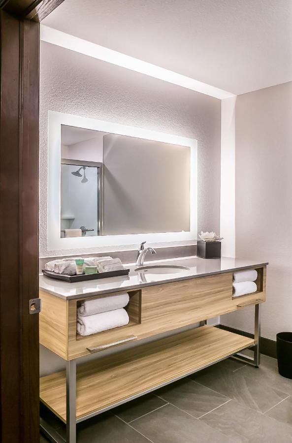 Winds Hotel At Crosswinds Casino Park City Kültér fotó